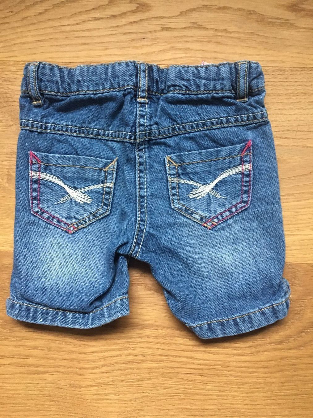S.Oliver Pantaloni: S Oliver Hose Gr.62 Shorts – Usato da Sarnen venduto da Pinoccio6 1