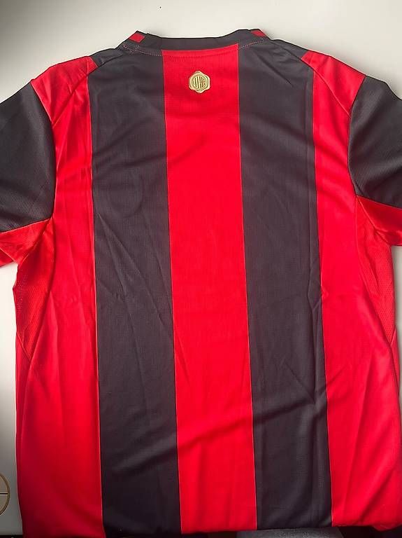 Leibchen & Hosen: AC Milan Trikot – Gebraucht aus Ittigen von tij_dvs7 1