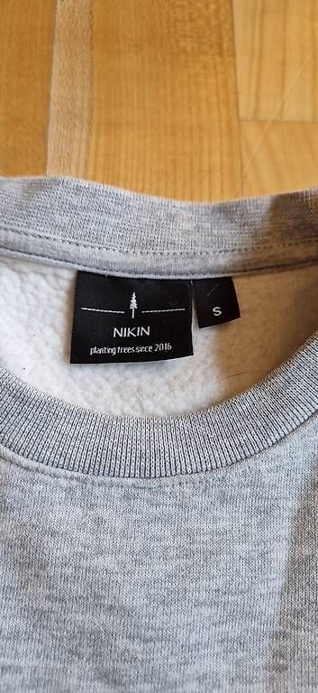 Maglioni & Felpe: Nikin Pullover Sweatshirt – Usato da Effretikon venduto da suhini01 3