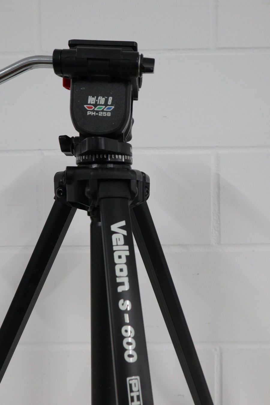 Velbon Treppiedi & Teste: Velbon S-600 Kamera Stativ – Usato da Volketswil venduto da brockipfannenstil 1