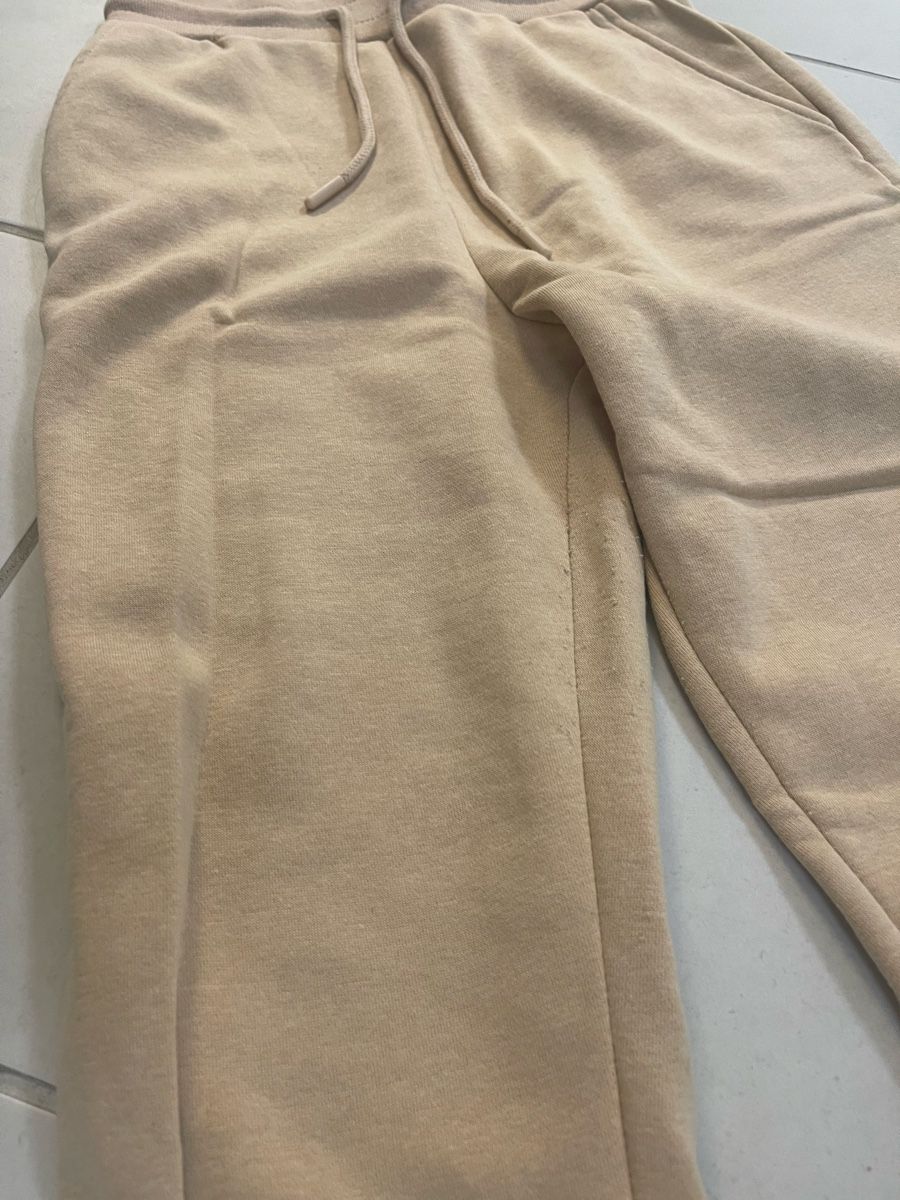 Pantaloni: FB Sister Jogginghose Beige XS – Usato da Bassersdorf venduto da Sandy456 1