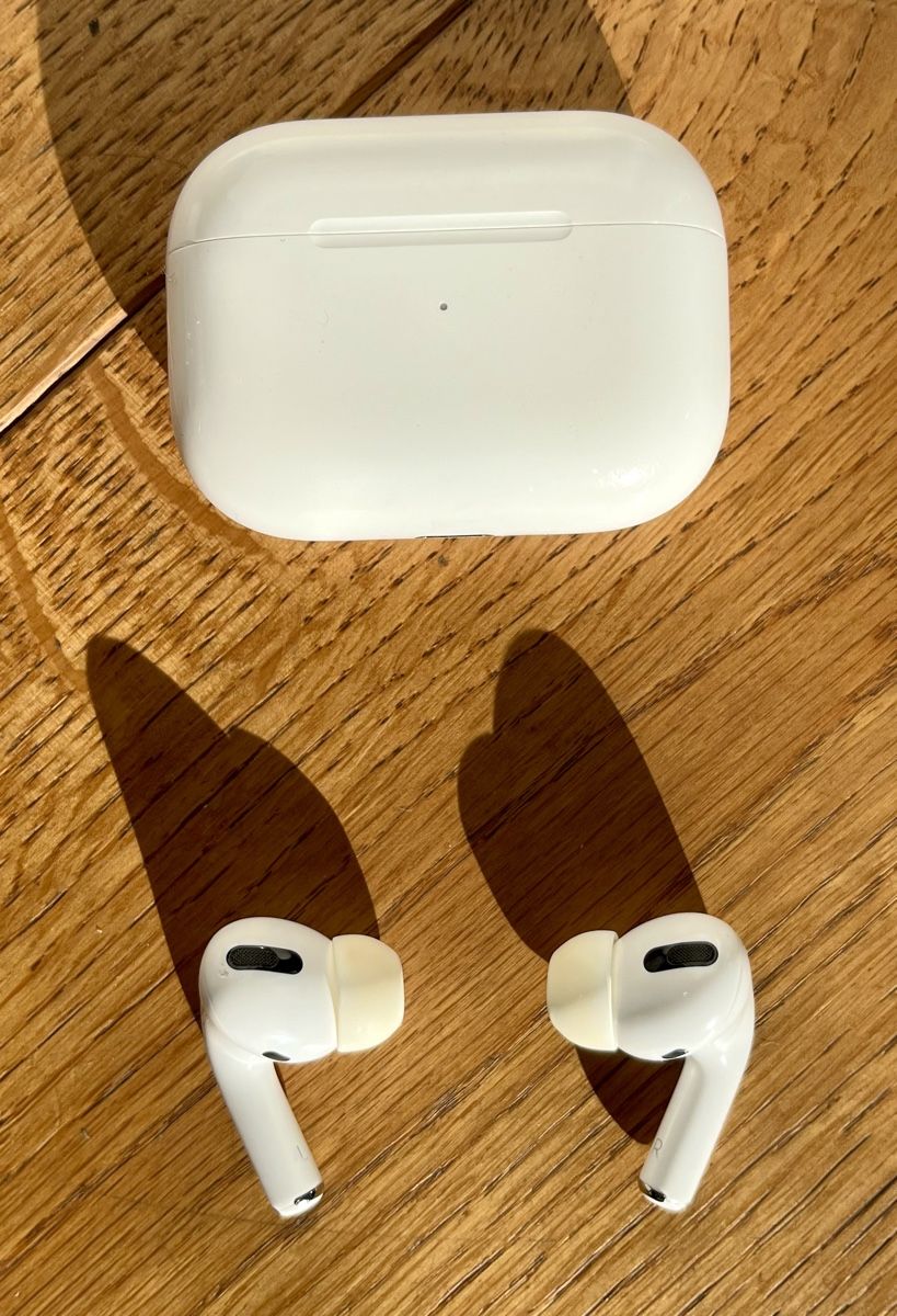 Apple Kopfhörer: AirPods Pro 1st Gen. – Gebraucht aus Herzogenbuchsee von  2