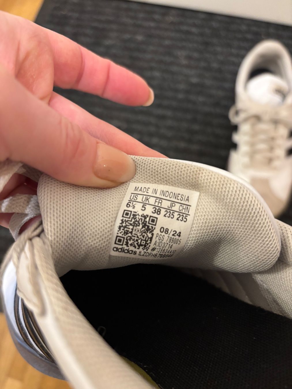 Scarpe da donna: Adidas VL Court Base Gr. 38 – Usato da Zürich venduto da talula8 3