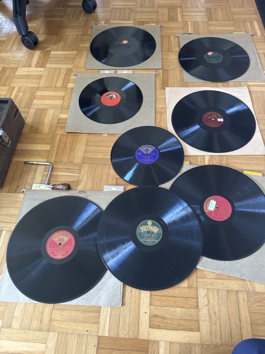 Strumenti musicali: Russisches Grammophon mit Schelllackplatten – Usato da Siebnen venduto da Micha1307 2