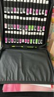 Kleiner Parfumkoffer von Chogan mit Katalogen