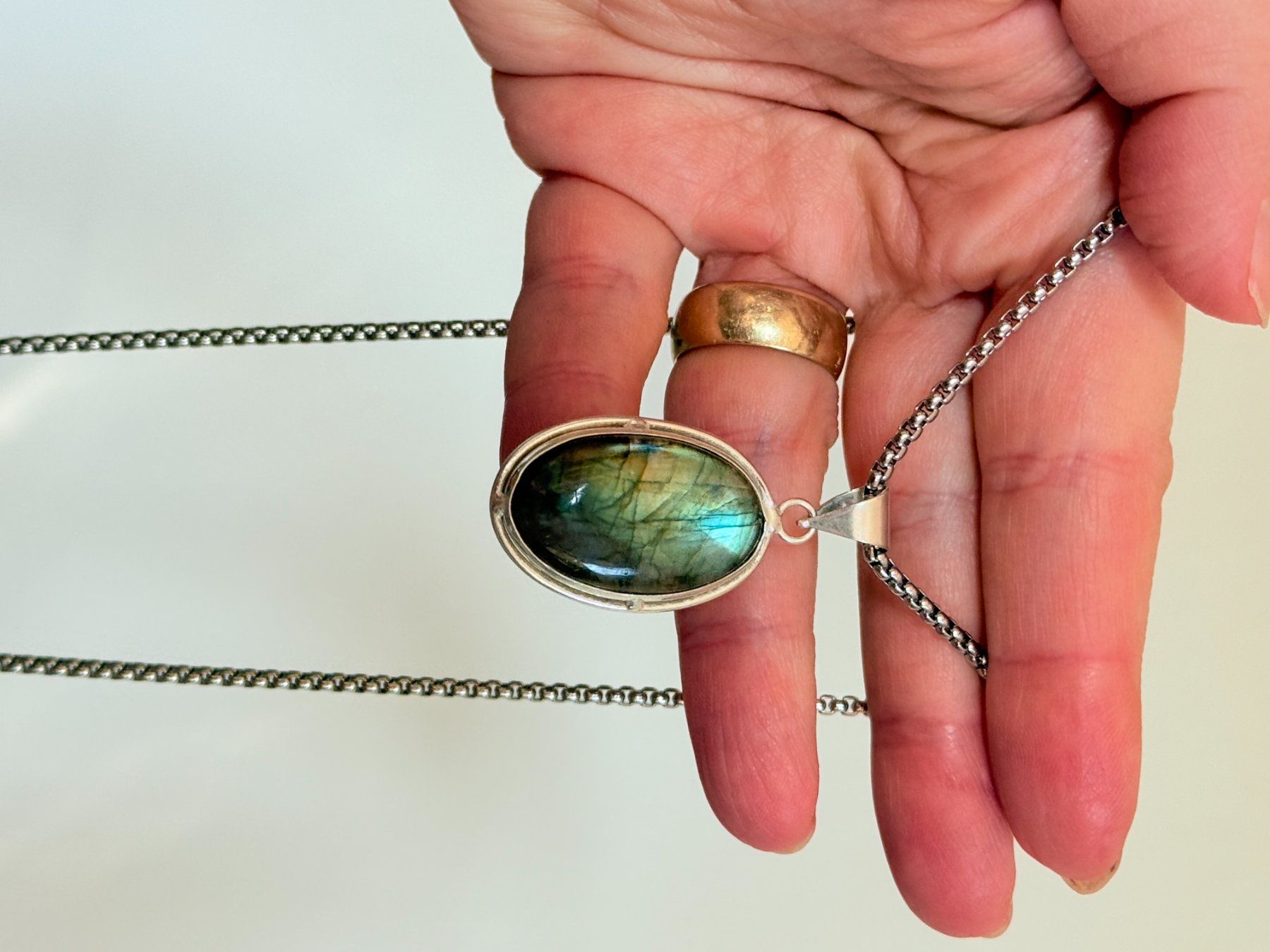Catenine: Collier Labradorite - Élégance Naturelle ✨ – Nuovo e nell'imballaggio originale da Genève venduto da AGBERG 5