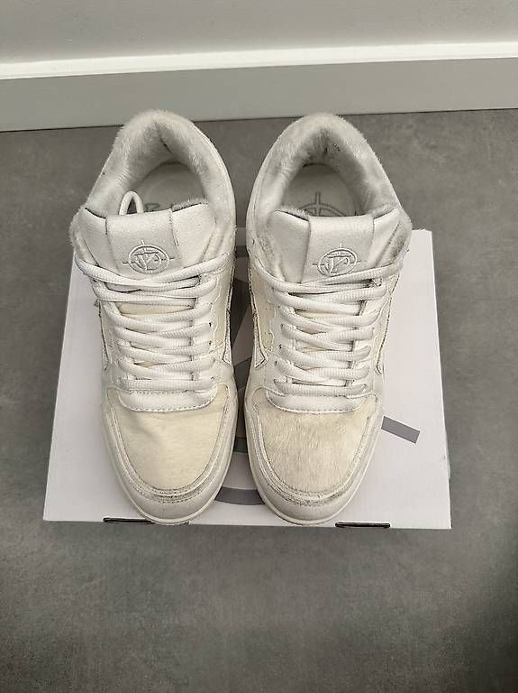 Scarpe da uomo: Vicinity Akimbo low blanc – Usato da Puplinge venduto da Ella.gllt 1