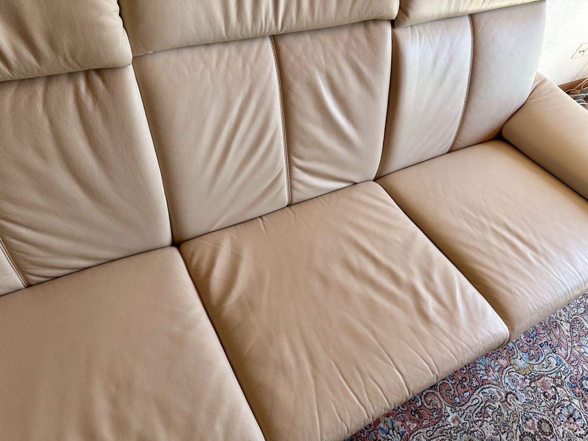 Divani: 3er Sofa aus Leder beige – Usato da Uetikon am See venduto da manoka1 1