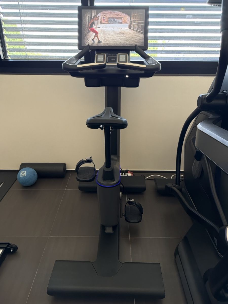 Hometrainer: MX Onyx Upright Cycle XL 22“ – Nuovo (secondo la descrizione) da Schindellegi venduto da sch_xgb9 1