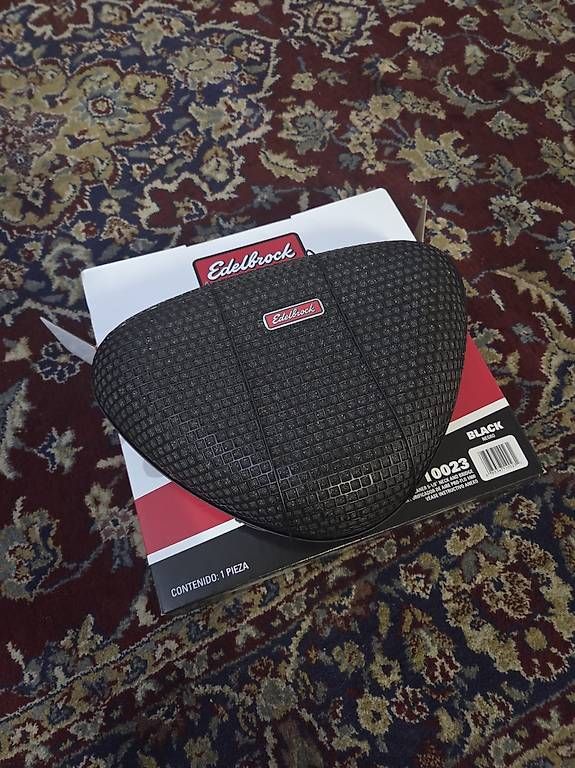 Tutti pezzi di ricambio auto: Edelbrock Triangle Air Cleaner – Usato da Schwyz venduto da y91mifi 2