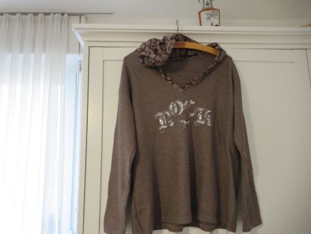 Leichter Damen Pullover mit Kapuze/Gr. 44