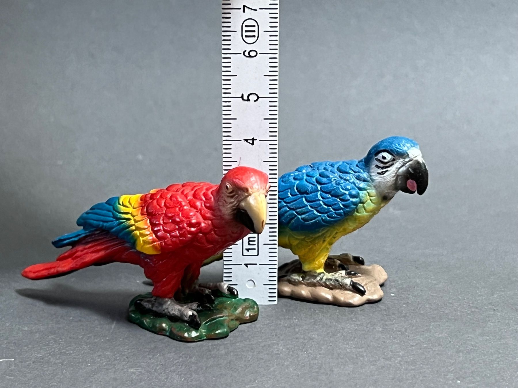 Schleich Figuren: 2 Schleich Papageien Papagei Ara – Gebraucht aus Ennetbaden von mapa05 1