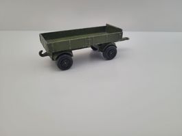 Mercedes Benz Anhänger (LESNEY) 1/64