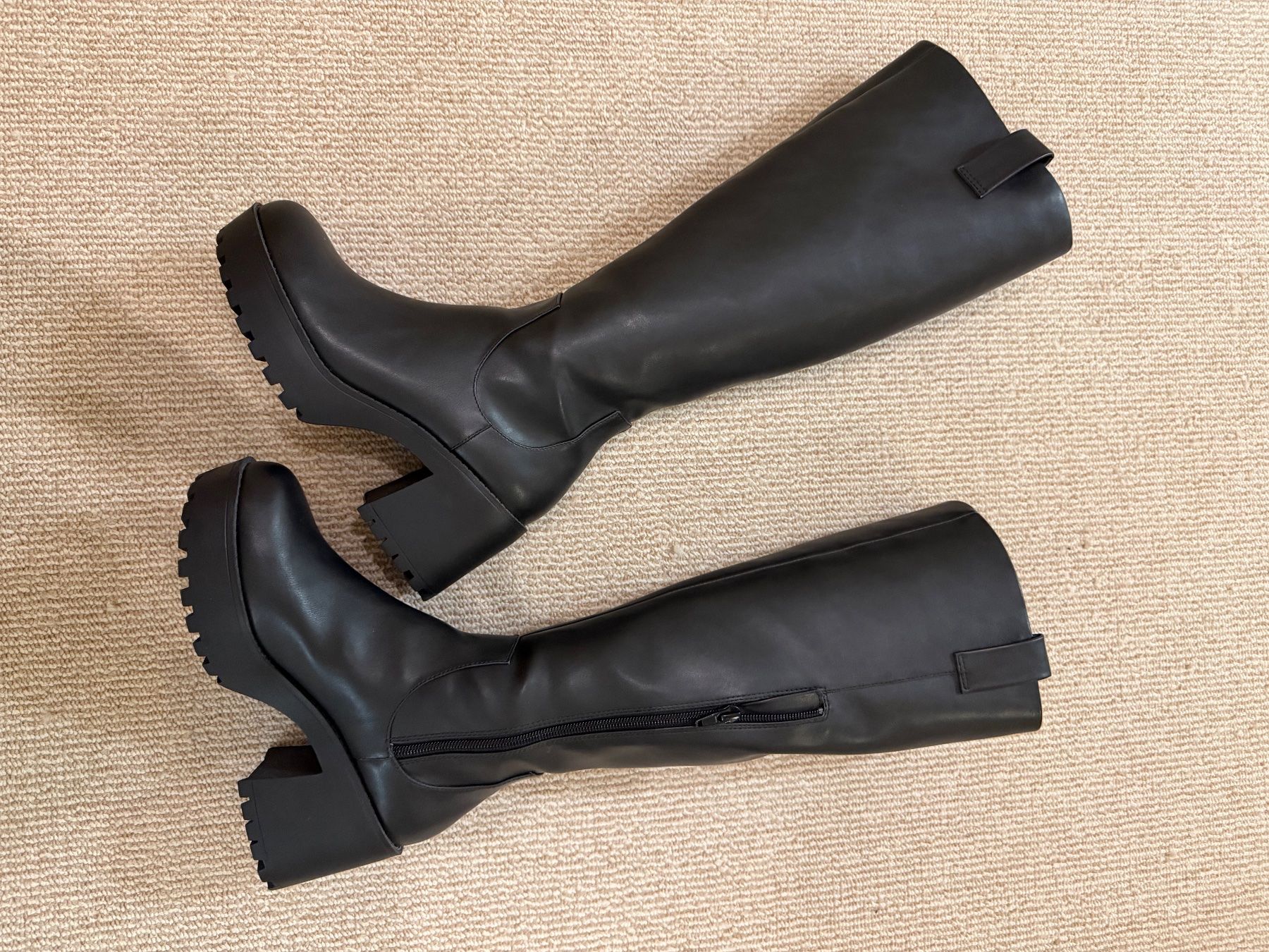 Monki Damenschuhe: Schwarze Winterstiefel mit Absatz, Grösse 37 Neu!! – Neu (gemäss Beschreibung) aus Bern von sar_56rd 1