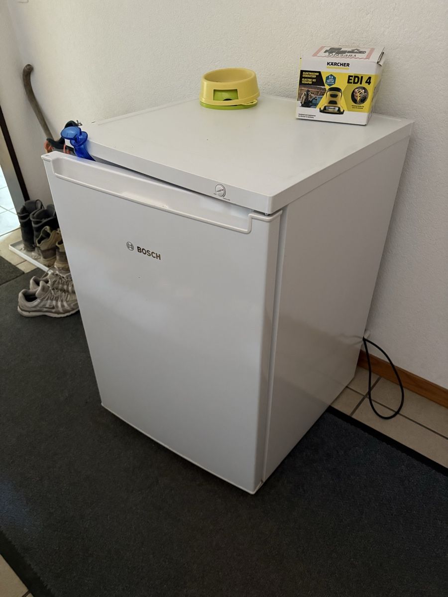 Congelatori: Gefrierschrank 83l – Nuovo (secondo la descrizione) da Schüpfen venduto da ani_gj8r 1