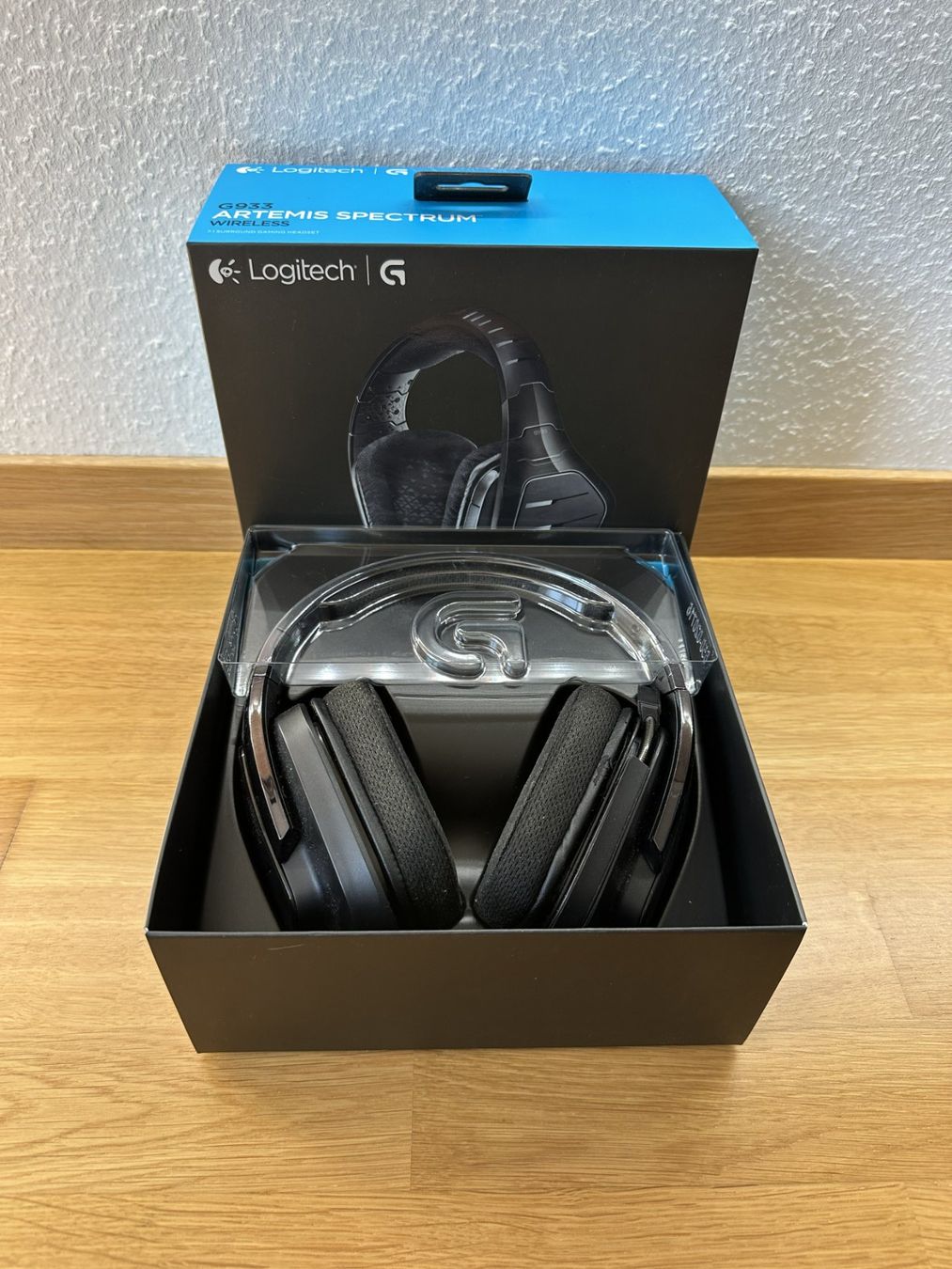Logitech Kopfhörer: Logitech G933 Artemis Spectrum Wireless Gaming-Headset – Gebraucht aus Basel von Dudu00