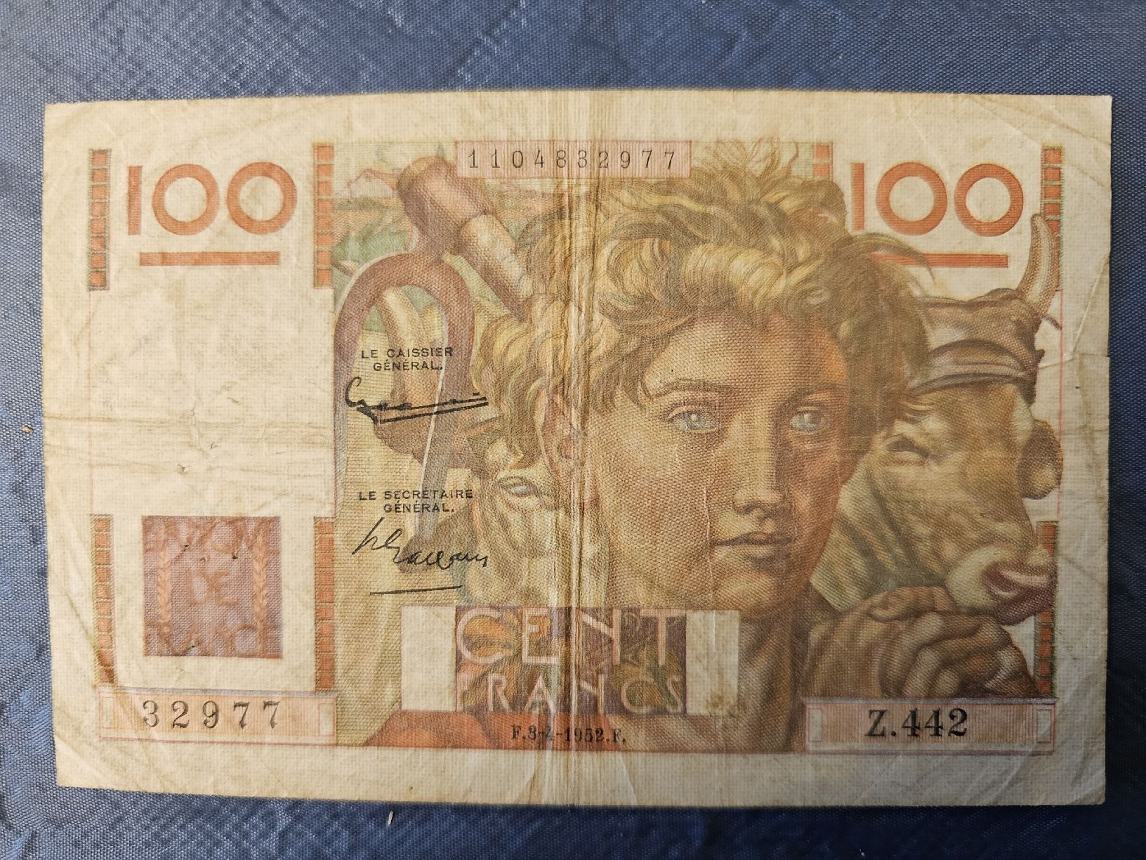 Banknoten: France 100fr. 1952 – Gebraucht aus Nidau von Misterpix