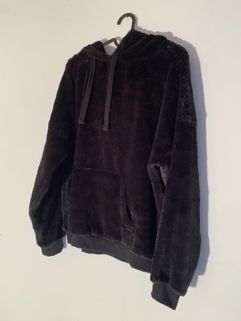Kapuzenpullover