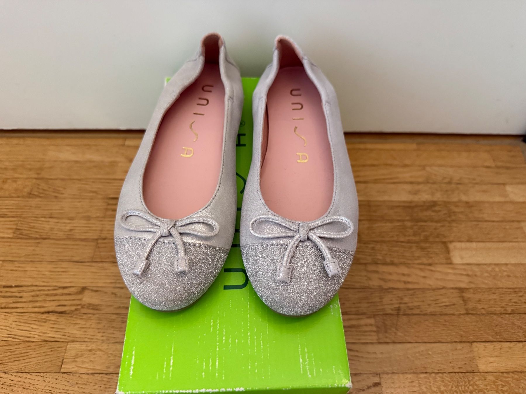 Unisa Scarpe per ragazze: Schuhe Ballerinas Unisa Gr.32 – Usato da Zürich venduto da makmakmak 1