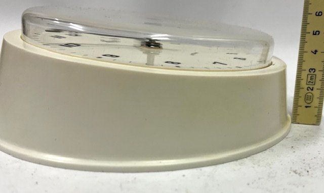 Junghans Orologi da terra & Orologi da parete: runde Wanduhr beige von Junghans – Usato da Zürich venduto da gigimai67 5