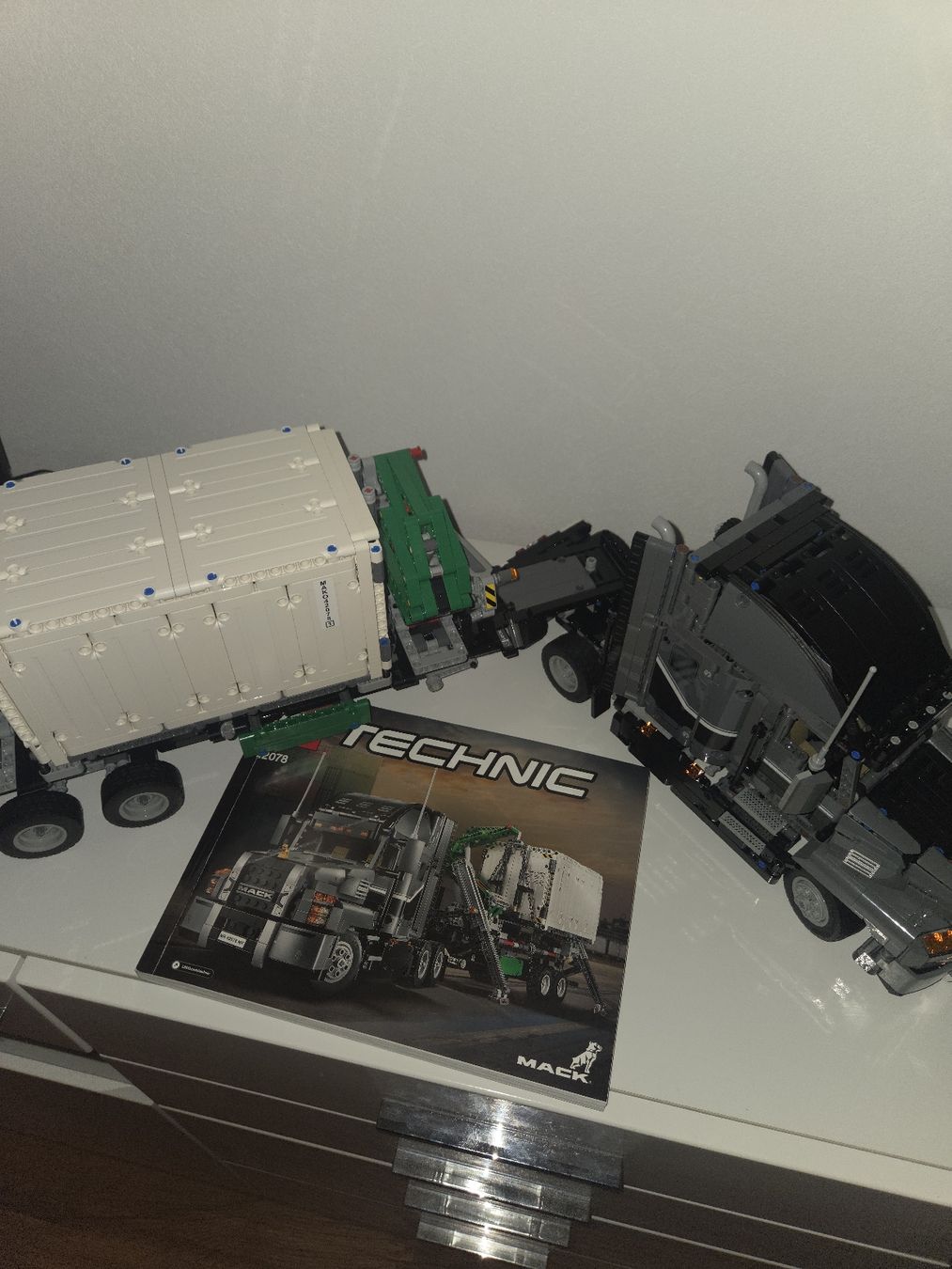 Lego Kit di costruzioni: LEGO Technic Mack Anthem 42078 – Nuovo (secondo la descrizione) da Sissach venduto da Legotechnicfreund