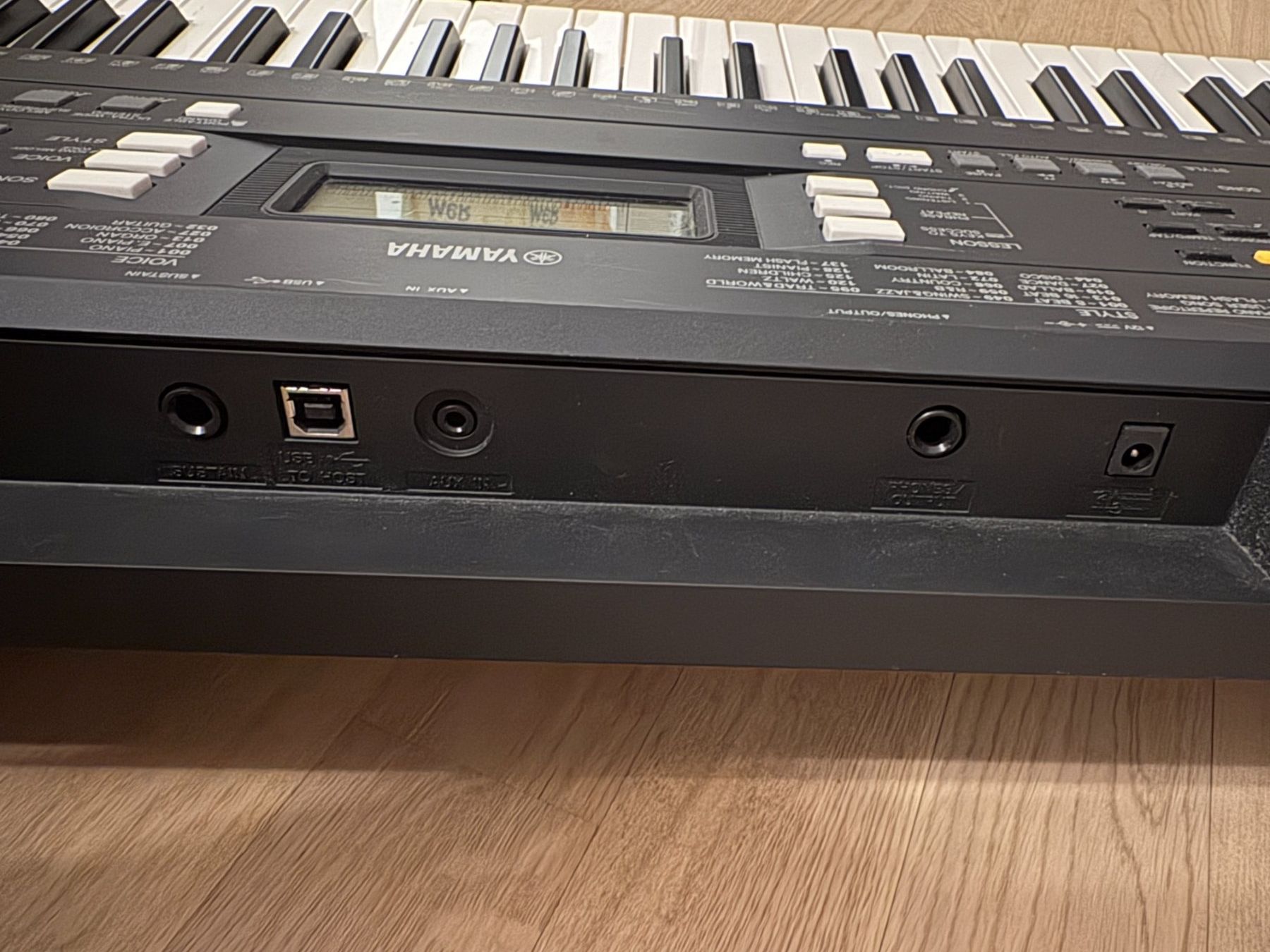 Yamaha Strumenti musicali: Keyboard Yamaha PSR-E343 mit Netzteil – Usato da Elgg venduto da Jo_Naj 3