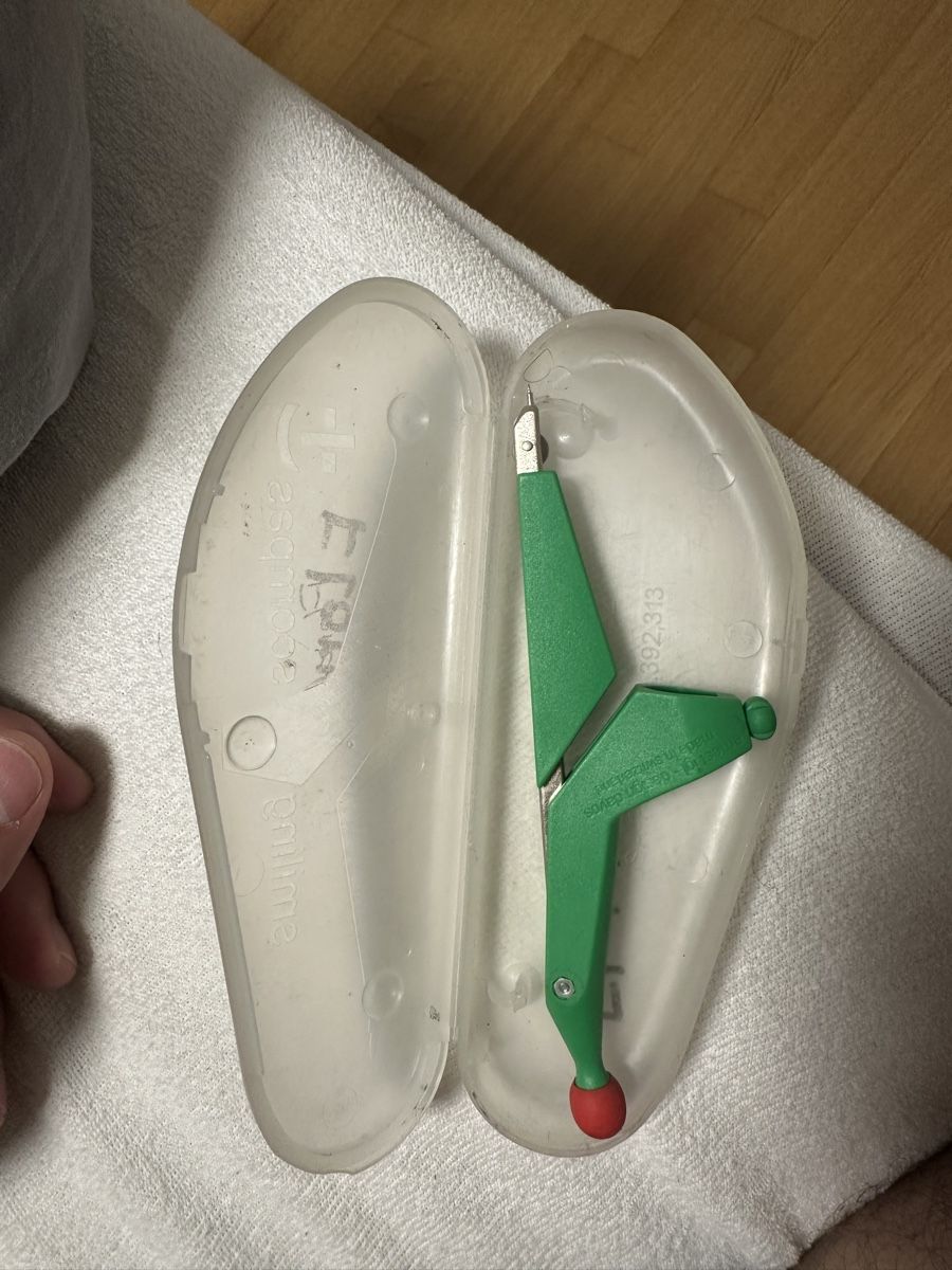 Zirkel: Zirkel mit Etui, smiling scompas – Gebraucht aus St. Gallen von F_s