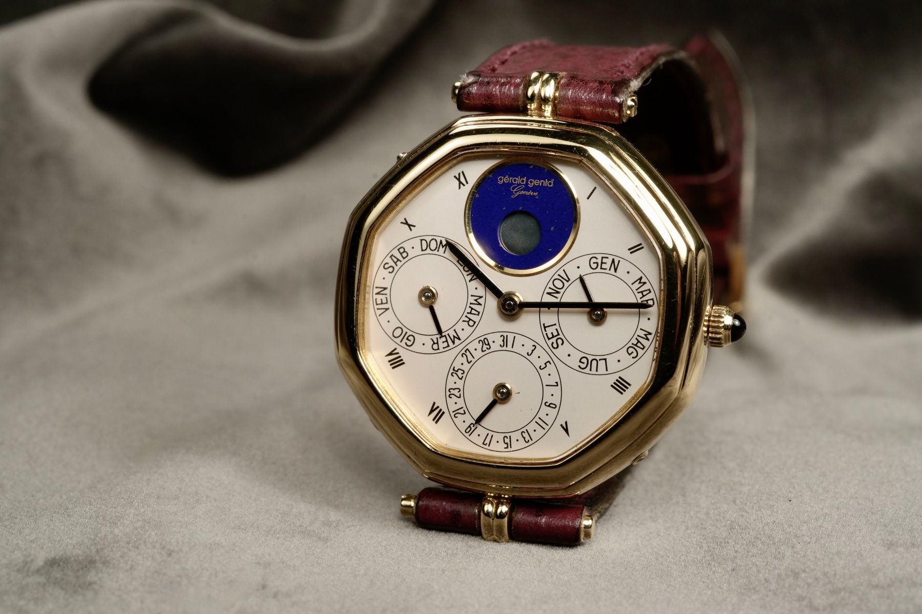 Orologi: Gérald Genta - Perpetual Calendar Moon Phase Octagonal – Usato da Morcote venduto da chronoservice 3
