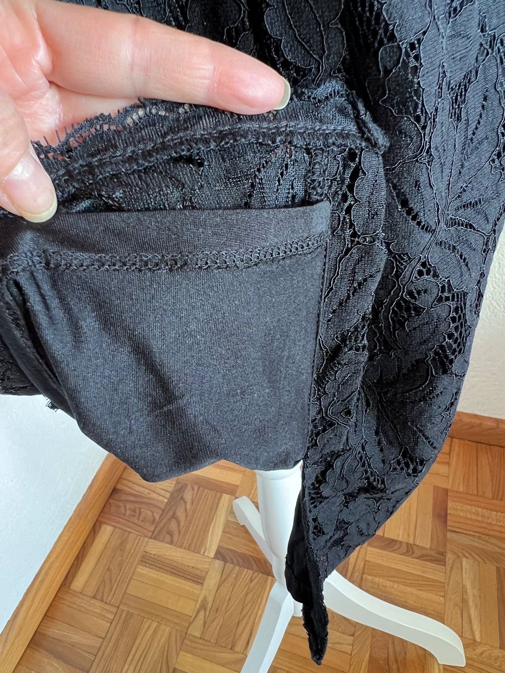H&M Vestiti: Damen Kleid schwarz mit Spitze – Usato da Chur venduto da van_hnc6 3