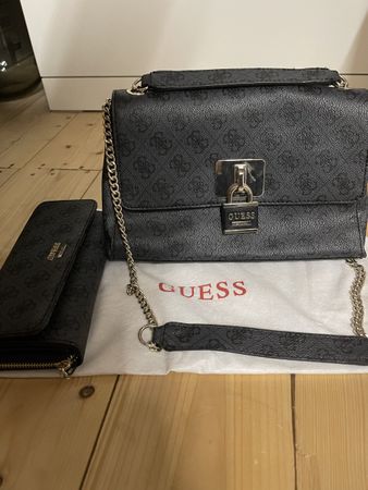 Guess Umhängetasche mit neuem passendem Portemonnaie