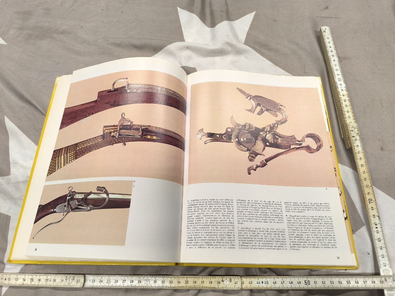 Libri: BUCH.. Armes À Gru De Collection – Usato da Cama venduto da anto_a 4