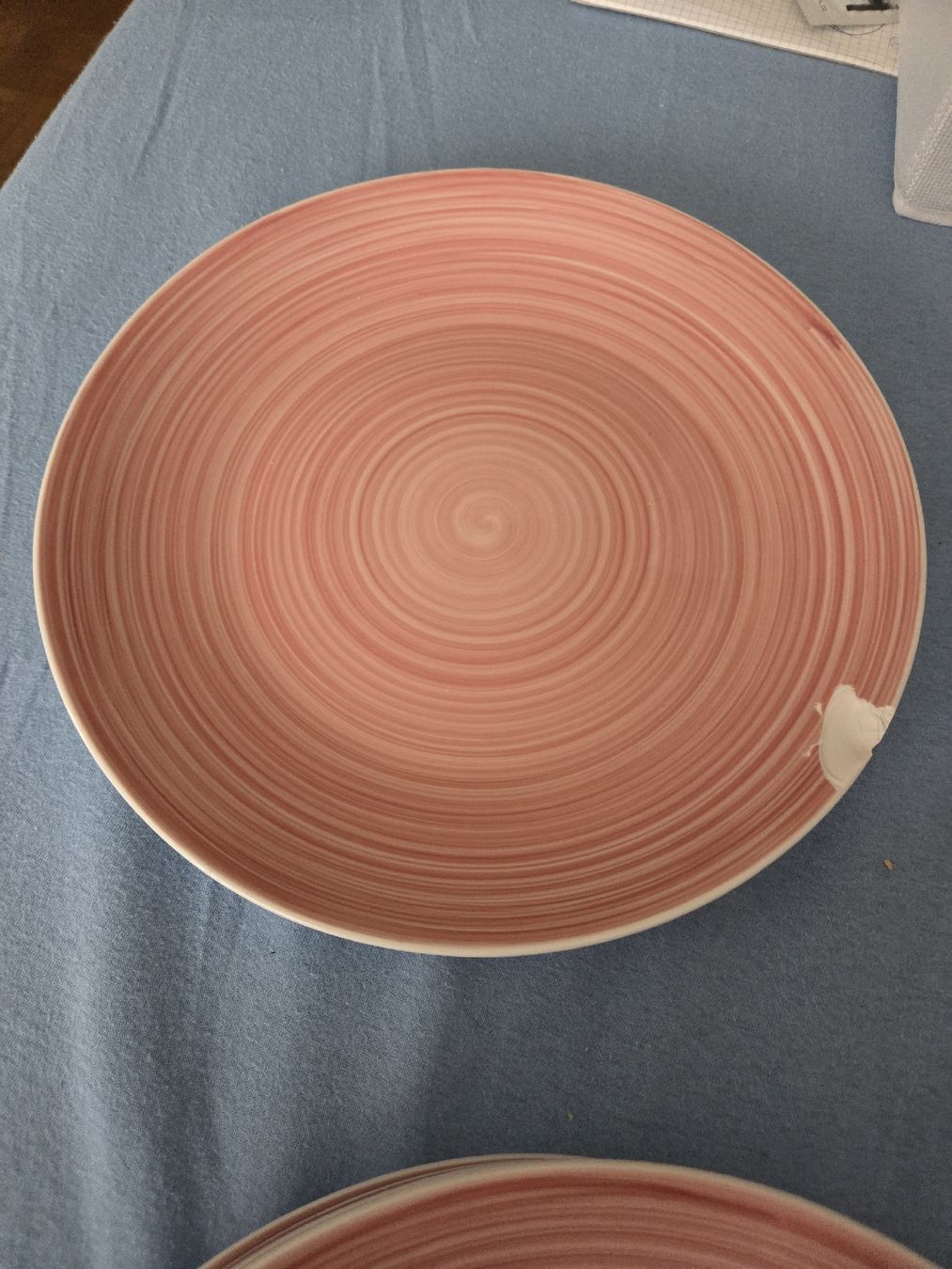 Set di piatti: Teller Set, rosa, 18-teilig – Usato da Chur venduto da Jaesii7 3
