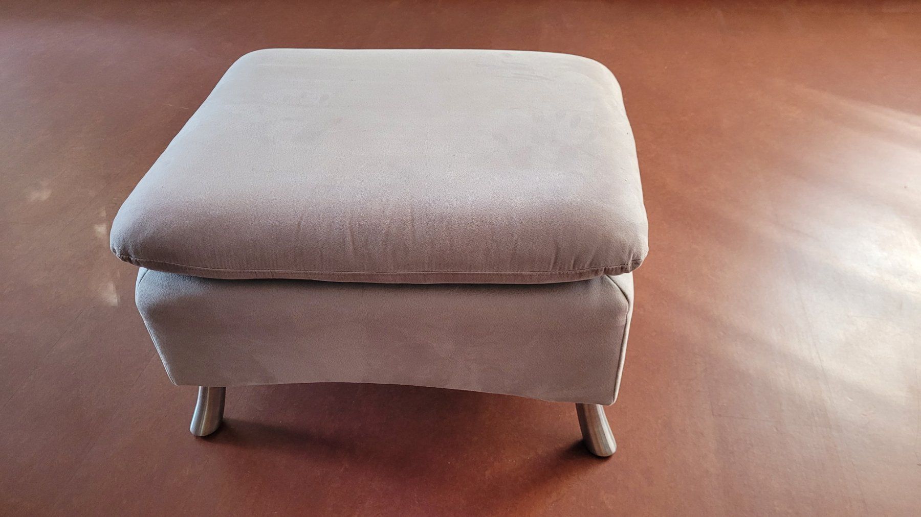 Sessel: Bequemer Relax-Sessel mit passendem Hocker – Gebraucht aus Wil SG von Bergsturm 4
