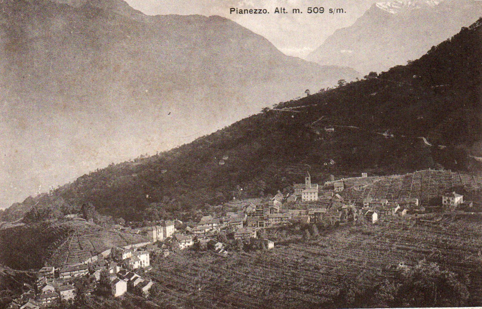 Cartoline postali: Pianezzo (Val Morobbia) – Usato da Melano venduto da pisonsdro