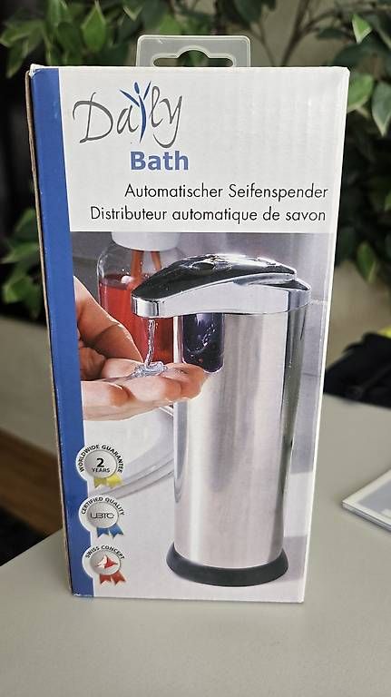 Altro per la cura del corpo: Automatischer Seifenspender NEU – Usato da Seuzach venduto da Ori7