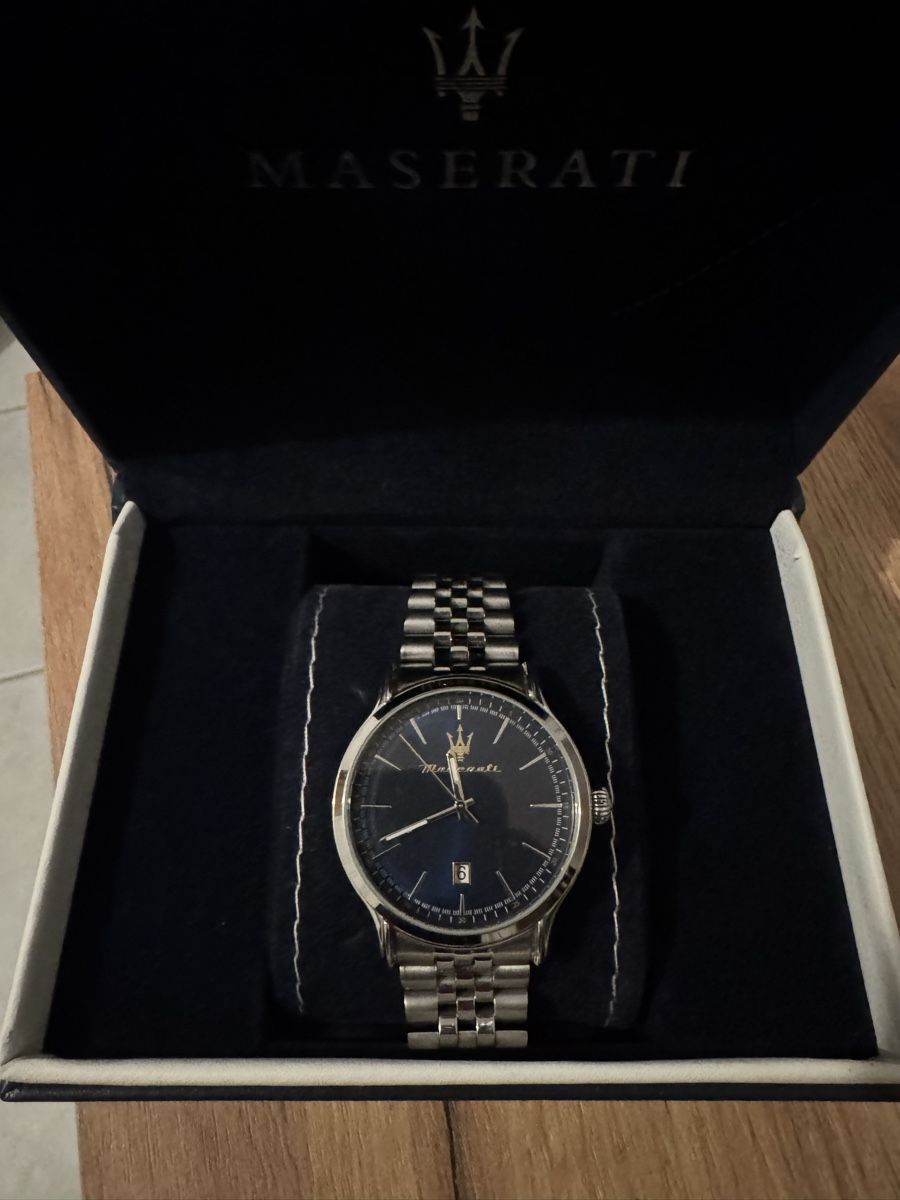 Maserati Orologi: Maserati EPOCA 42mm, Herrenuhr – Nuovo (secondo la descrizione) da Schaffhausen venduto da blerim.m17 1