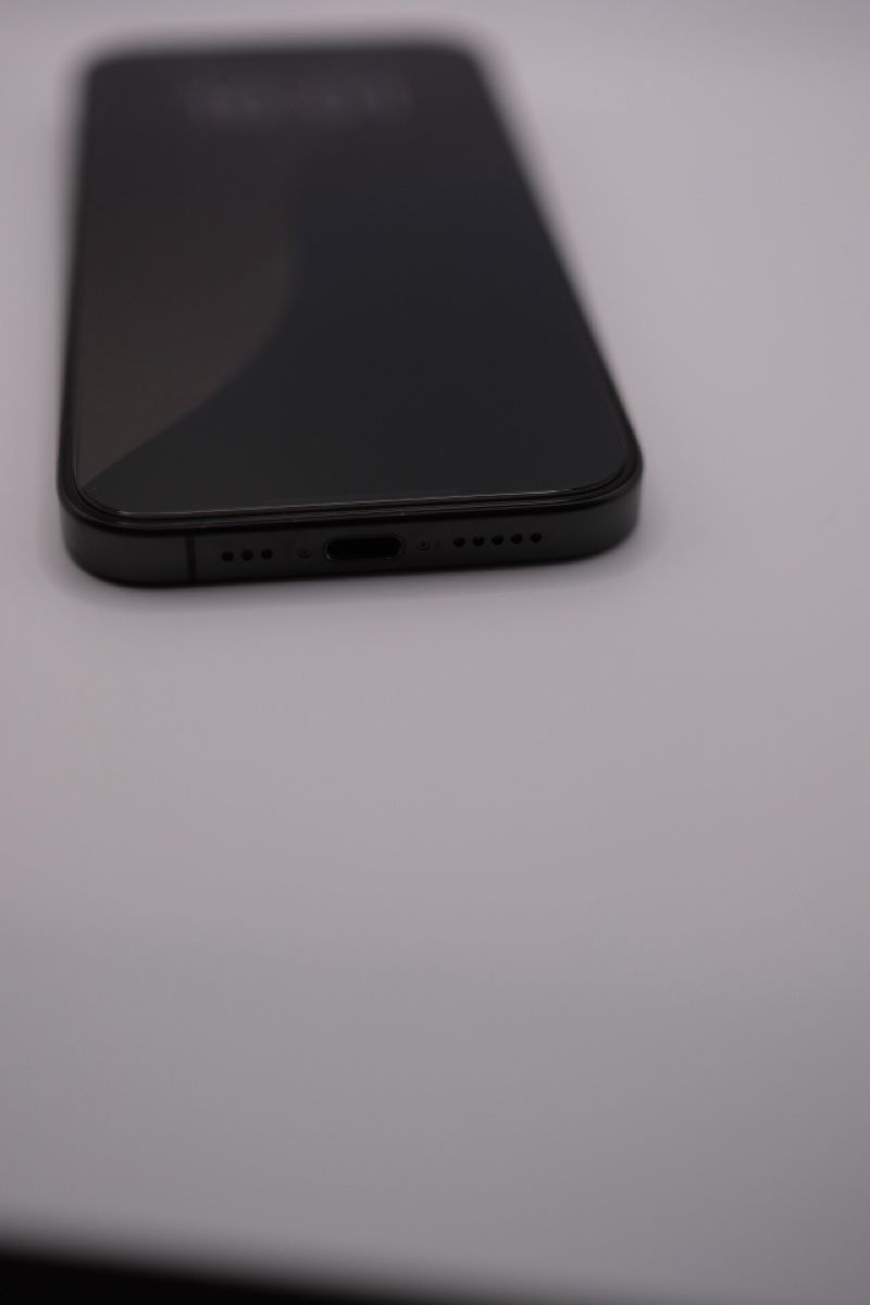 Apple Telefoni cellulari / Smartphones: iPhone 15 Pro 256 gb – Usato da Basel venduto da Gucci57 4