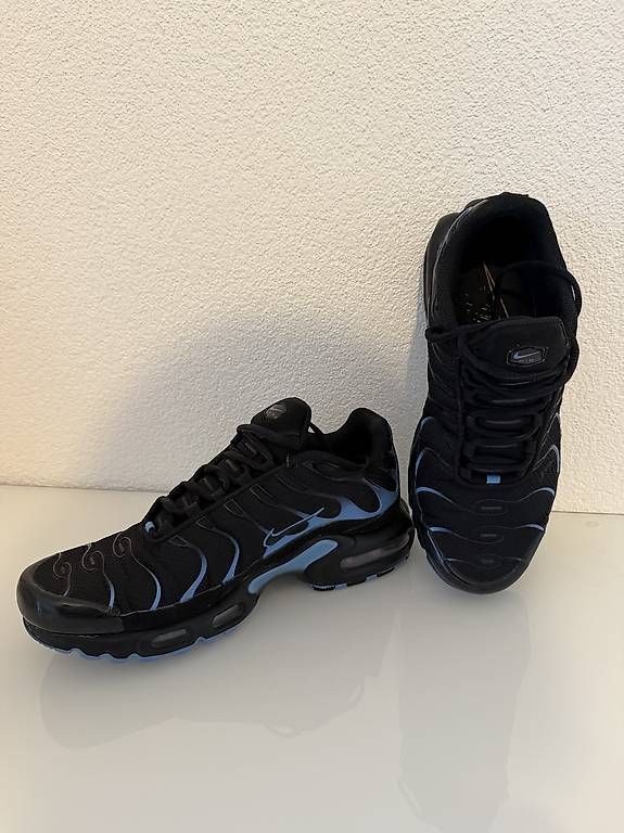 Scarpe da uomo: Nike TN's  – Usato da Reinach AG venduto da xx.sara 2