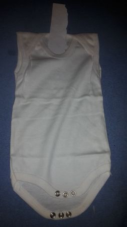 2 Body ohne Arme gr 86/92