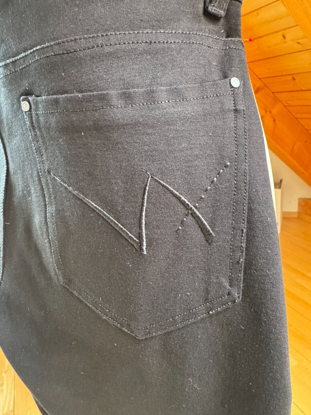 Nile Pantaloni: Trendige, schwarze Hose von Nile – Nuovo (secondo la descrizione) da Stäfa venduto da Mofi8712 2