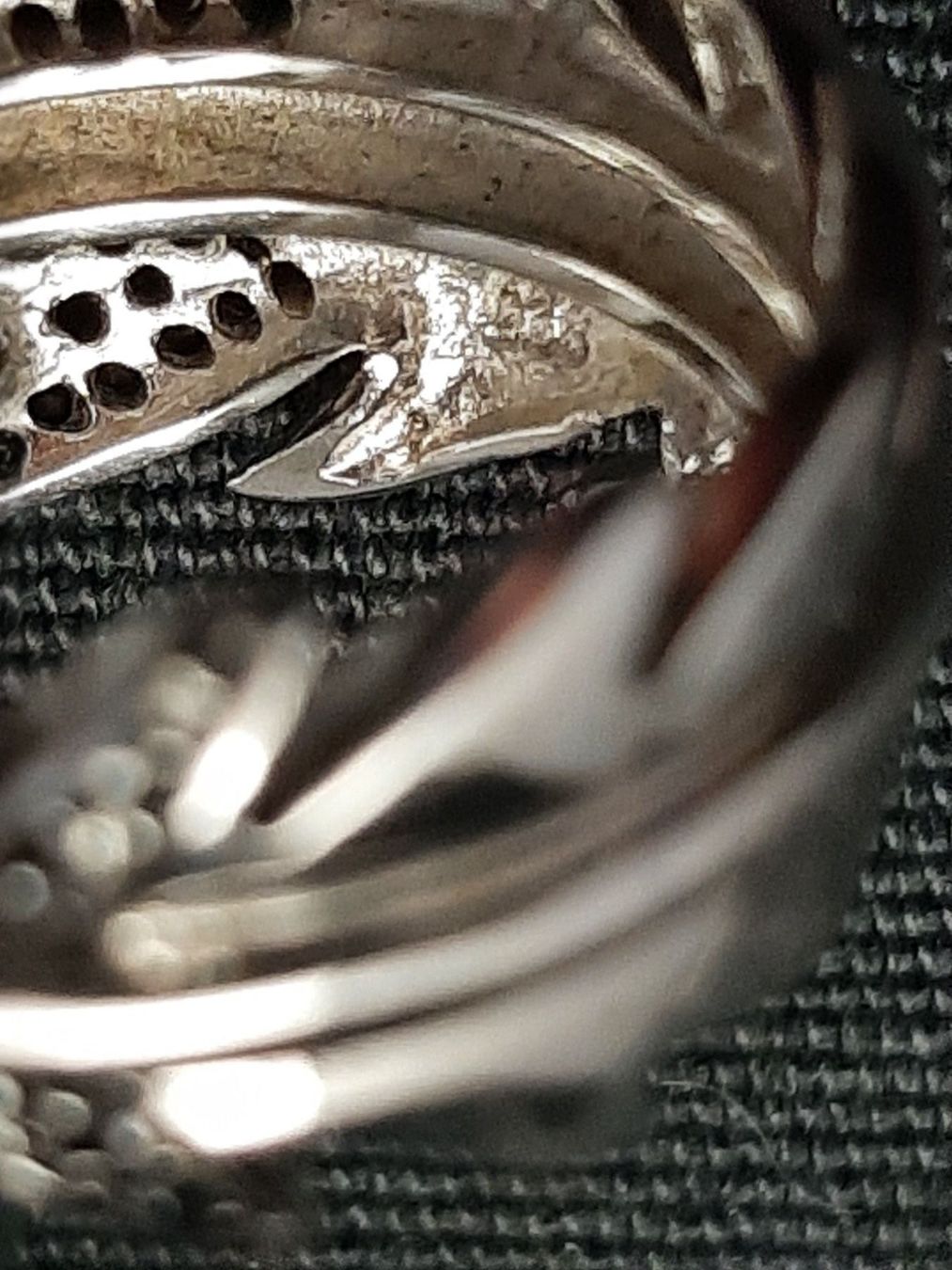 Ringe: Silberring mit schwarzen Steinchen ALAS – Gebraucht aus Basel von spinne02 9