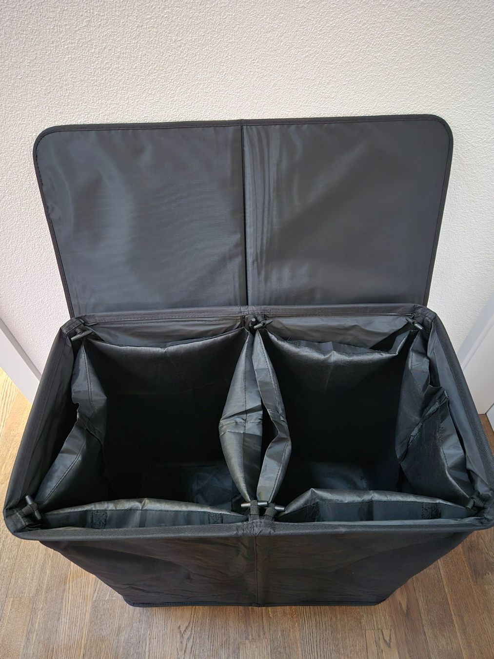 Cesti per biancheria: Black extra large double laundry basket – Usato da Zürich venduto da monadiederich 2