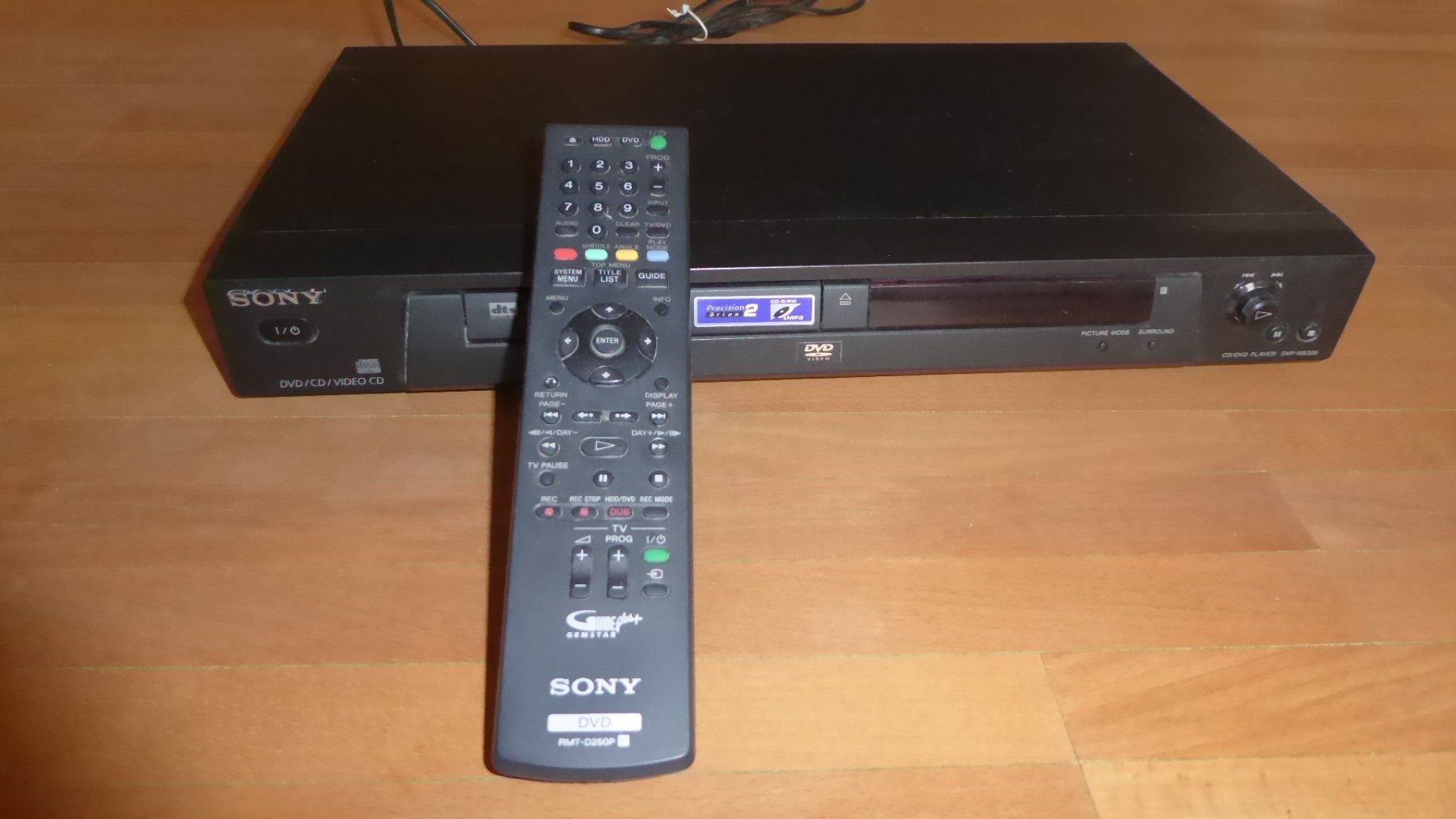 Tutti i DVDs: SONY DVD-Player DVP-NS305 – Usato da Aeugst am Albis venduto da Drayprescot