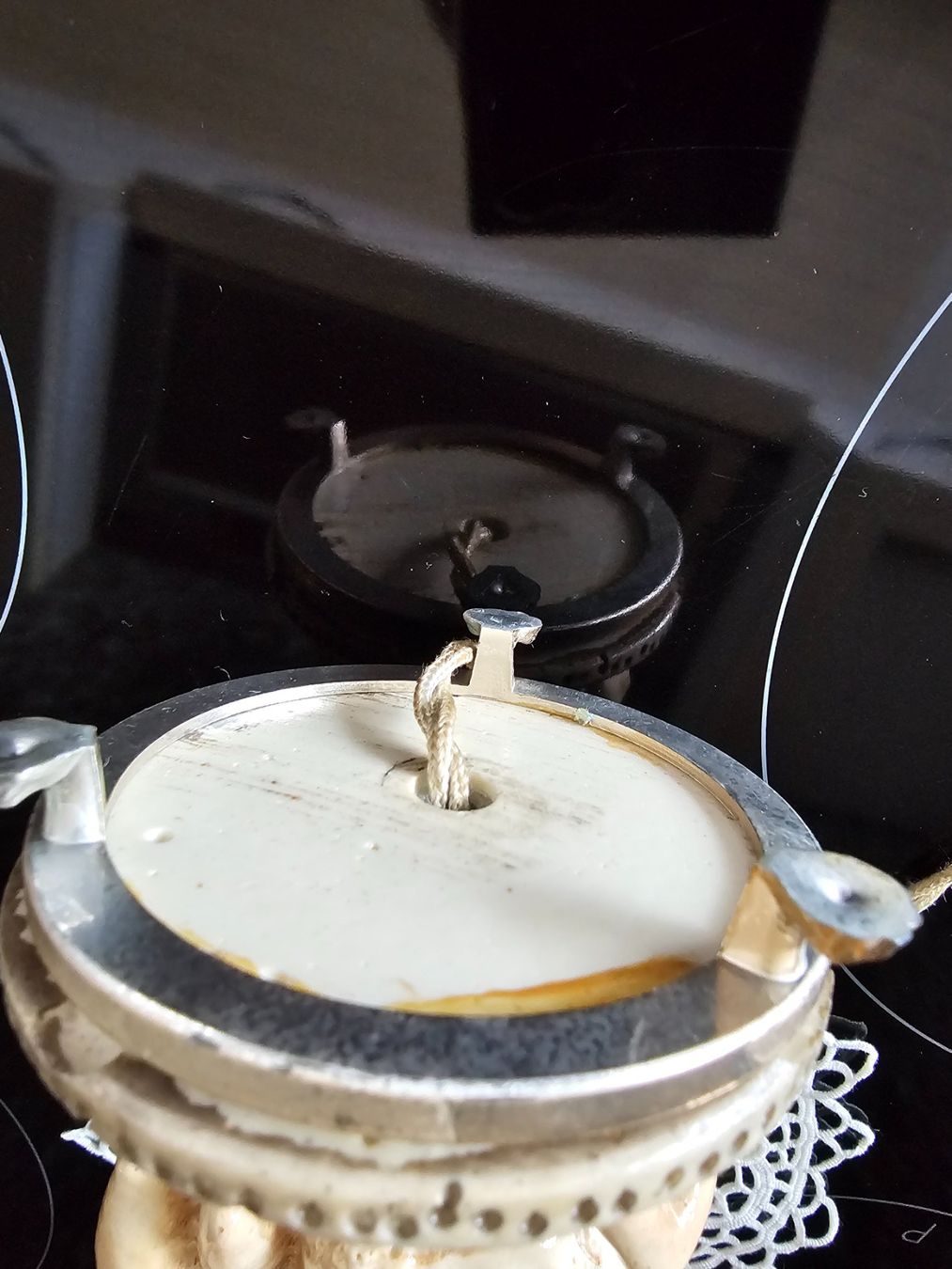 Lampade: Tischlämpchen antik – Usato da Tuggen venduto da Rugi2 5
