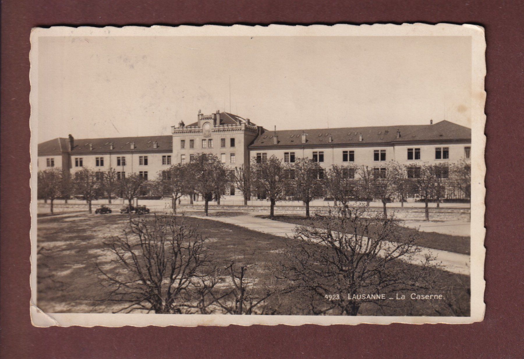 Cartoline postali: LAUSANNE - La Caserne - 1935 Feldpost – Usato da Pully venduto da nicecards