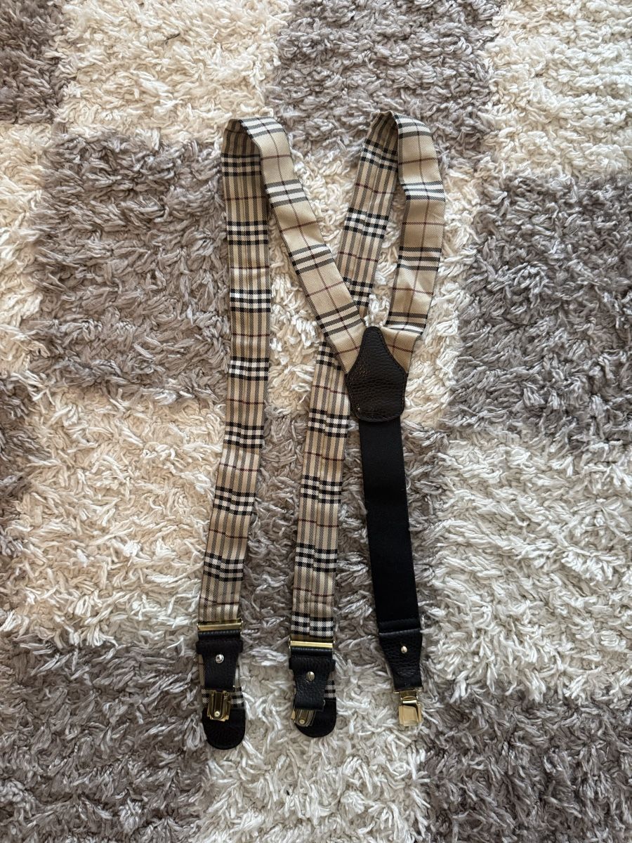 Sonstige Kleidung & Accessoires: Bretelles Burberry - 100% Soie  – Gebraucht aus Neuchâtel von Blek7