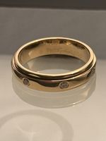 Piaget Possession ring 18K rose gold and 7 diamonds 