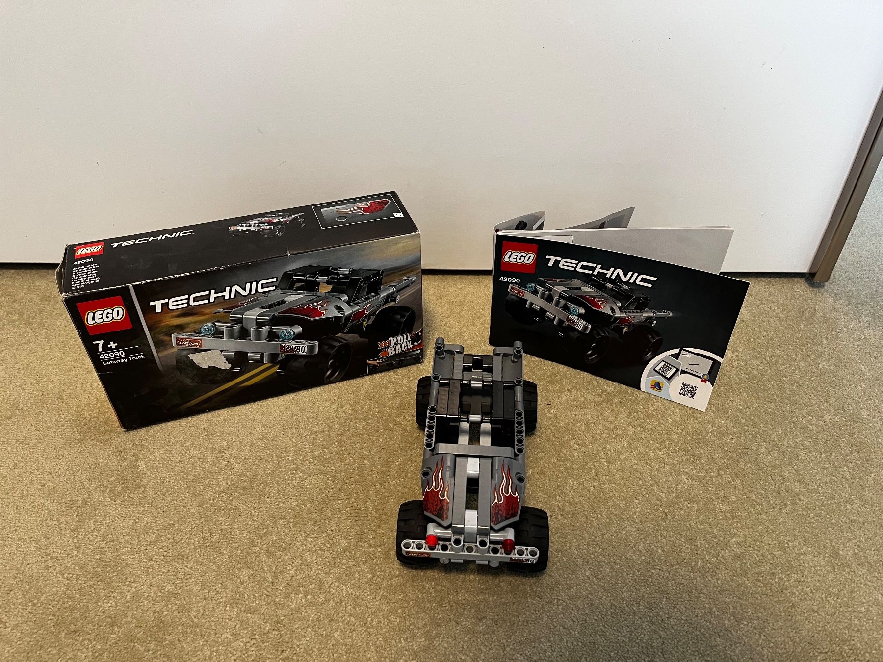 Lego Giocattoli: Lego Technic Set 42090 – Usato da Wallisellen venduto da nic_wkh8