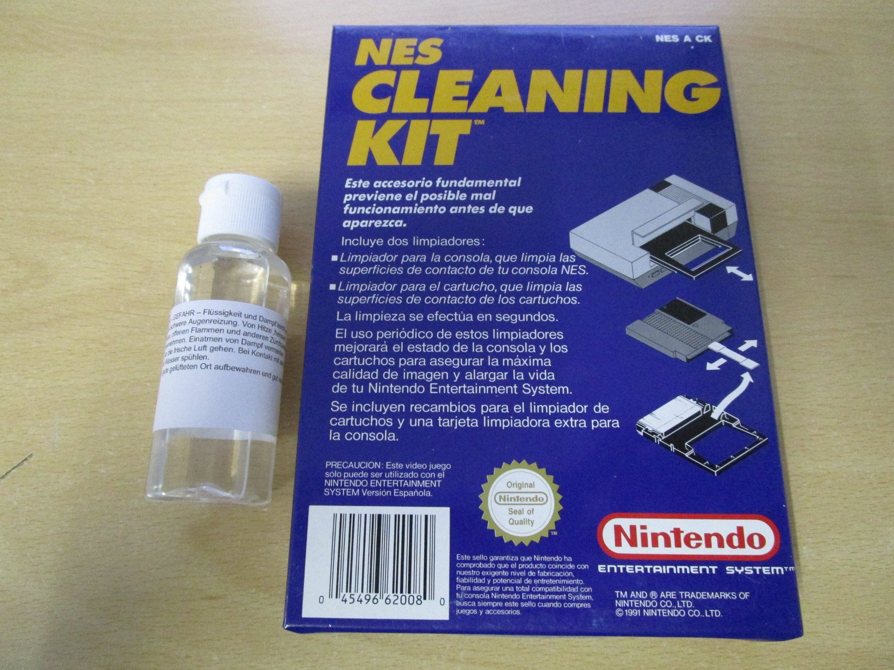 Nintendo Jeux: NES Cleaning Kit - Neuware - extrem selten - rar – D'occasion à Goldau par agestuffer 1
