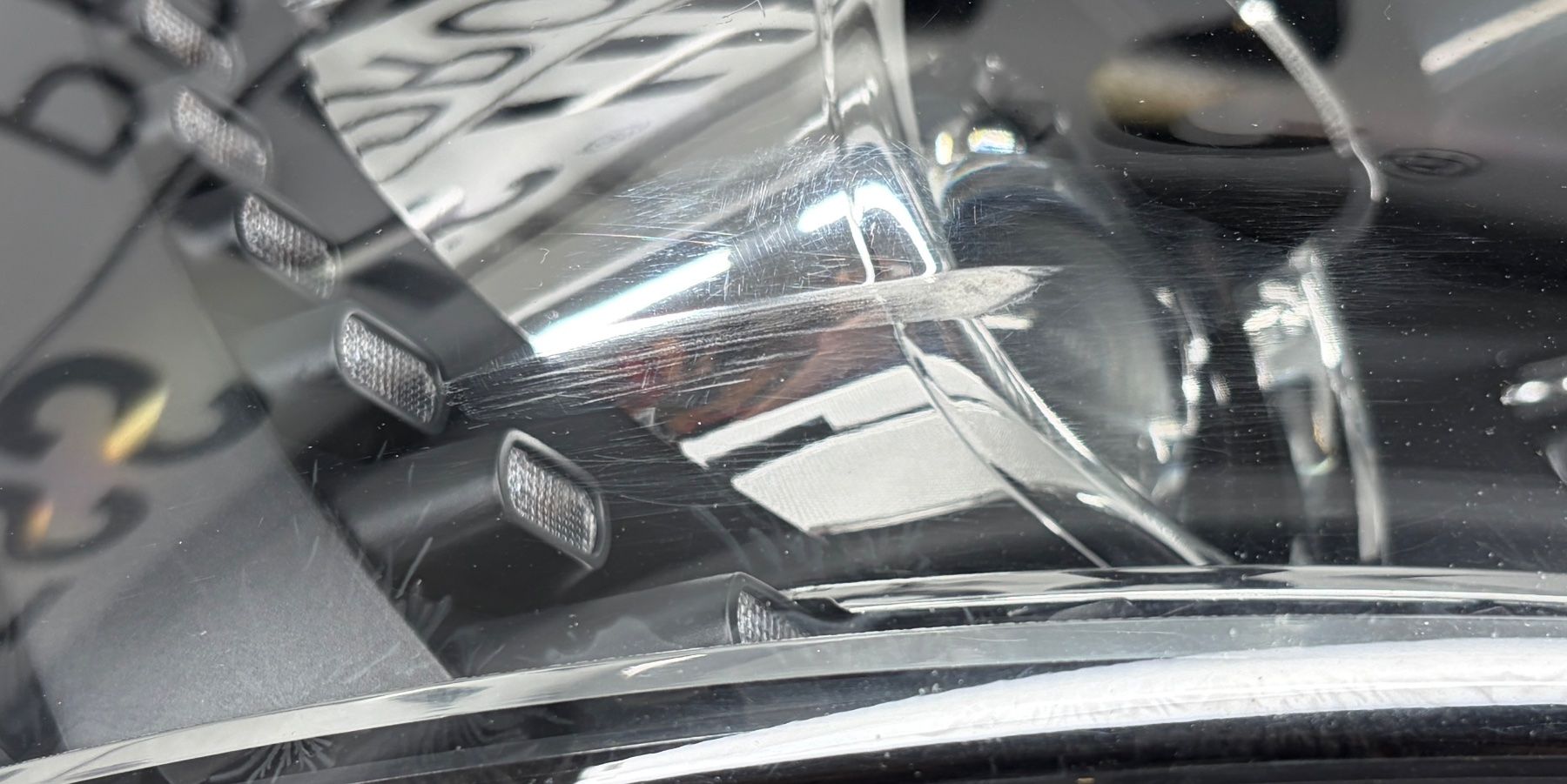 VW Phares: VW T5 Xenon Scheinwerfer OE VW – D'occasion à Alpnach-Dorf par Skai0 4